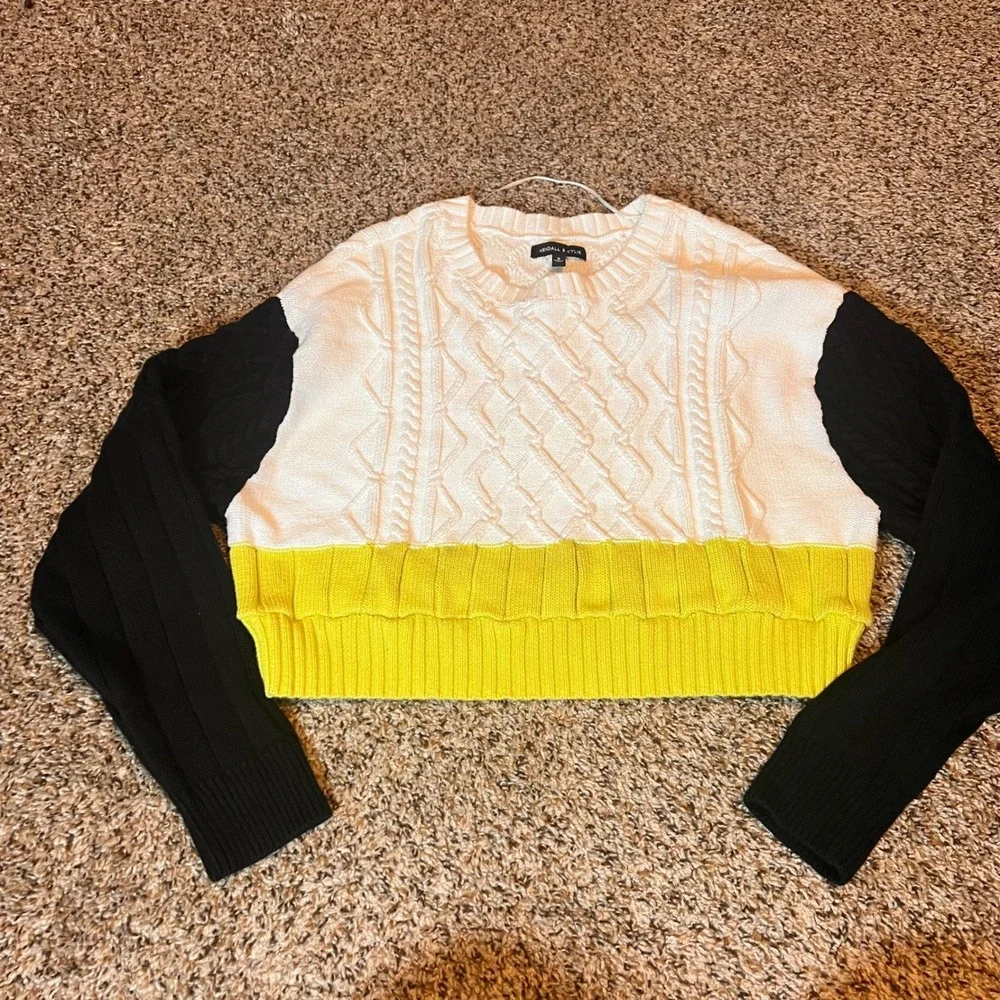 Kendall & Kylie Color Block Cable Knit Cropped Sweater Small White Black Yellow